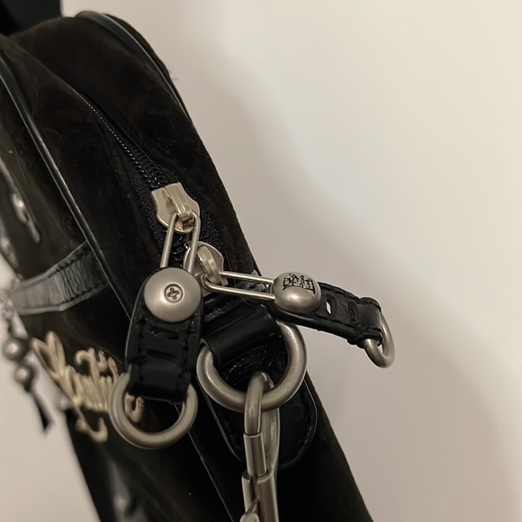 Juicy Couture Y2K Velour Logo Embroidered Messenger Crossbody Shoulder Bag - Picture 3 of 6